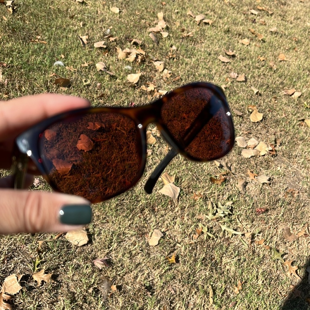 Costa Vela Shiny Tortoise Shell Polarized Sunglas… - image 2